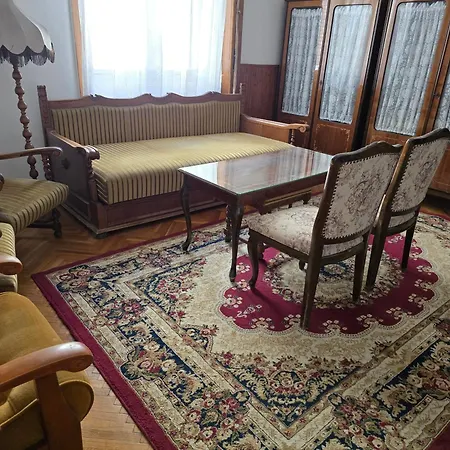 Apartment Belvarosi Apartman *