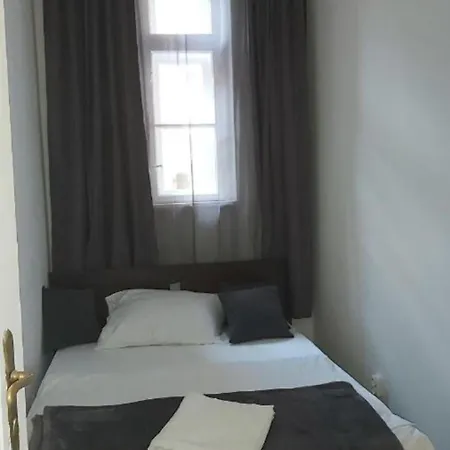 Belvarosi Apartman Apartment