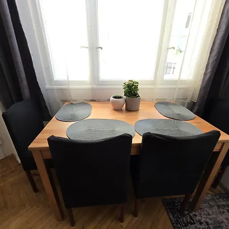 Belvarosi Apartman Apartment