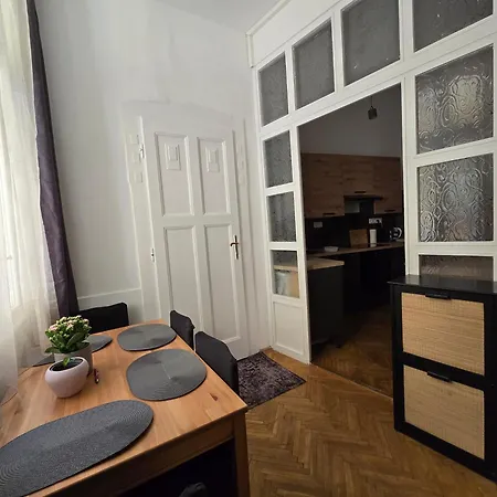 Belvarosi Apartman * Szeged